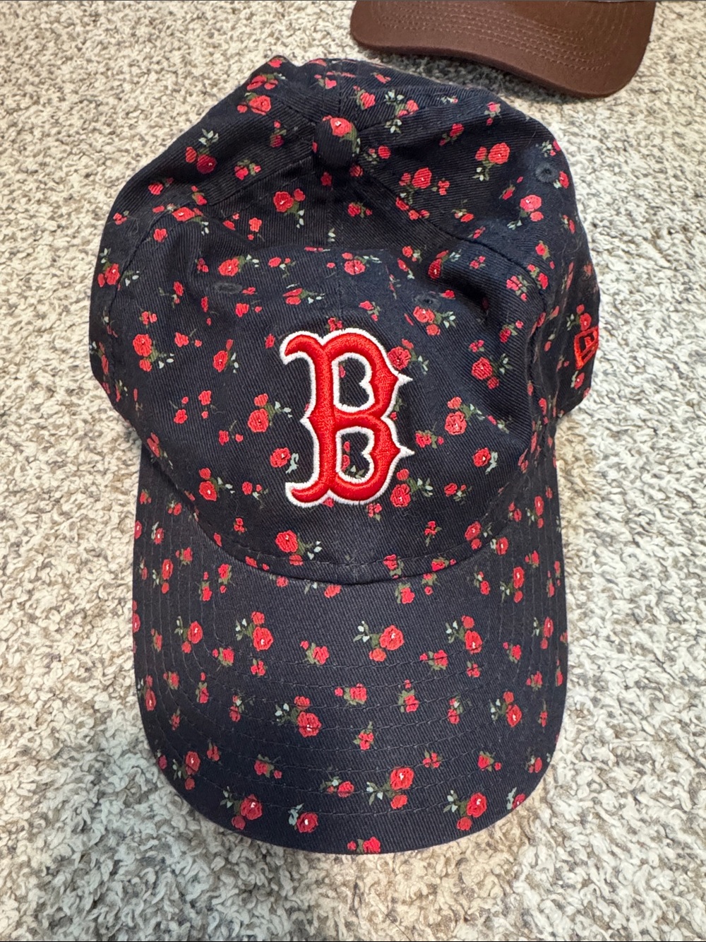 Boston Red B Floral Baseball Cap - Black with Red Roses